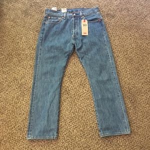 501 Levi’s straight fit denim jeans